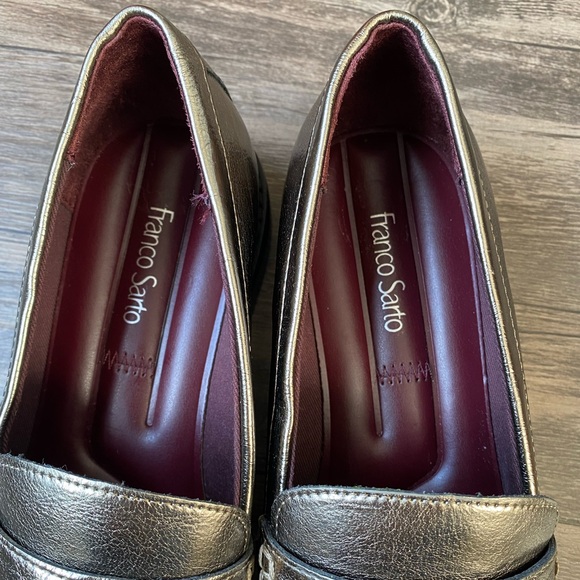NEW Franco Sarto Women’s Metallic Loafers with Tassel Size 7 - Picture 6 of 11